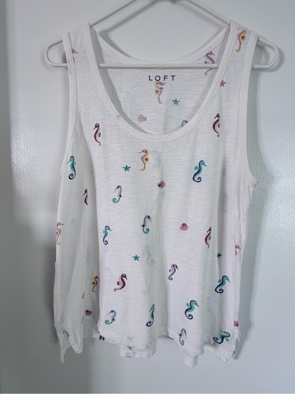 LOFT White Tank Top with Multicolor Seahorse Motif fits M/L